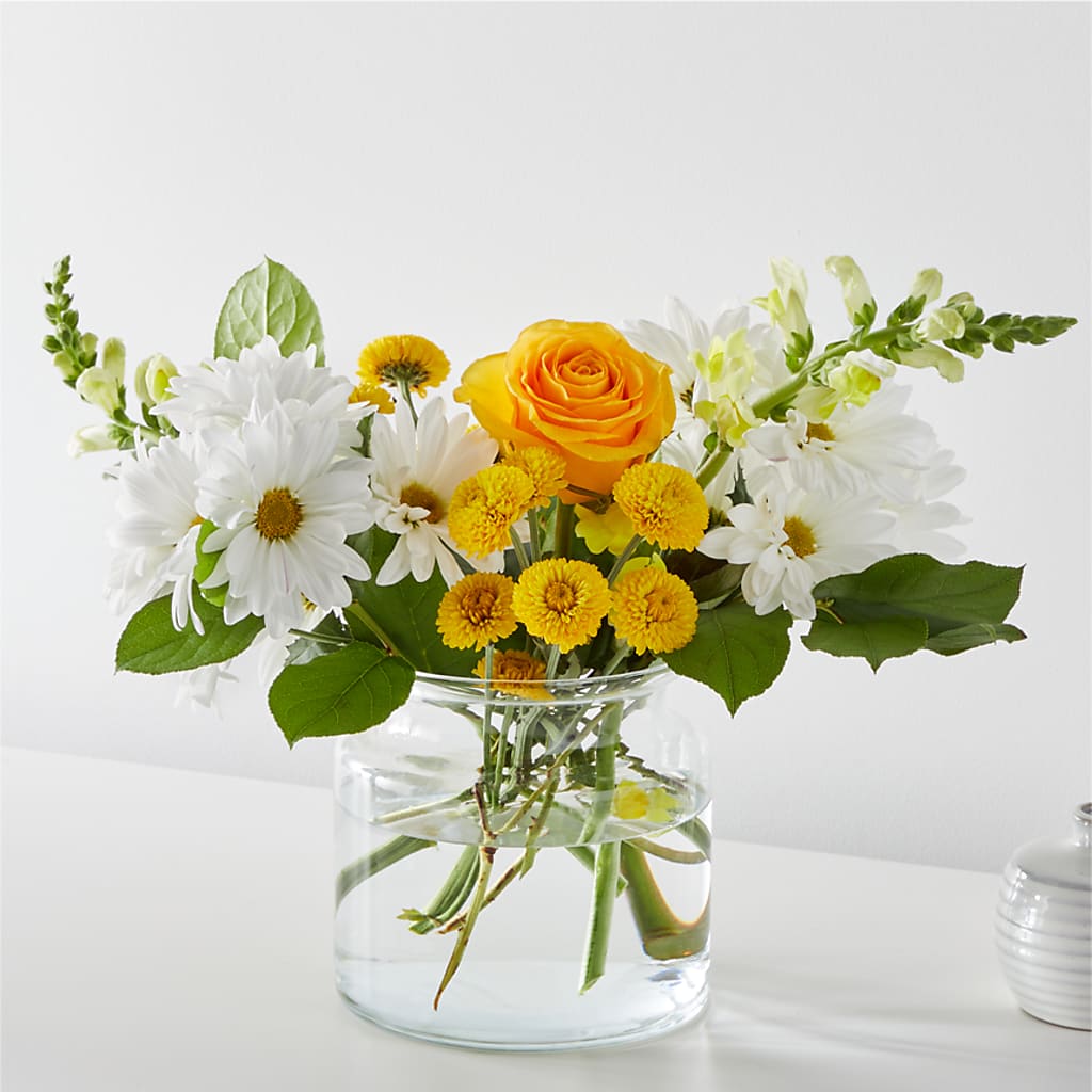 Sun Salutation Bouquet – Magnolia Floral Design, Santa Ana CA