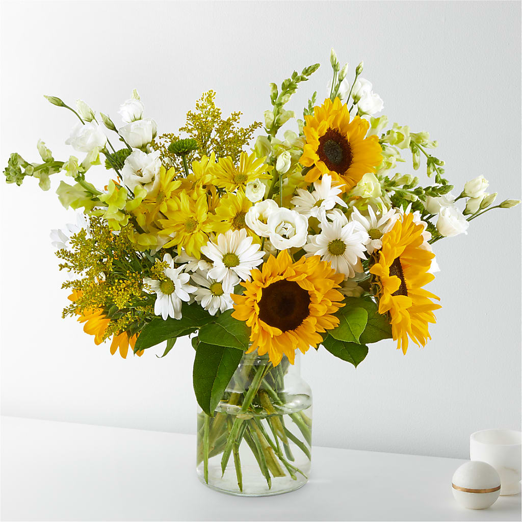 Hello Sunshine Bouquet – Magnolia Floral Design, Santa Ana CA