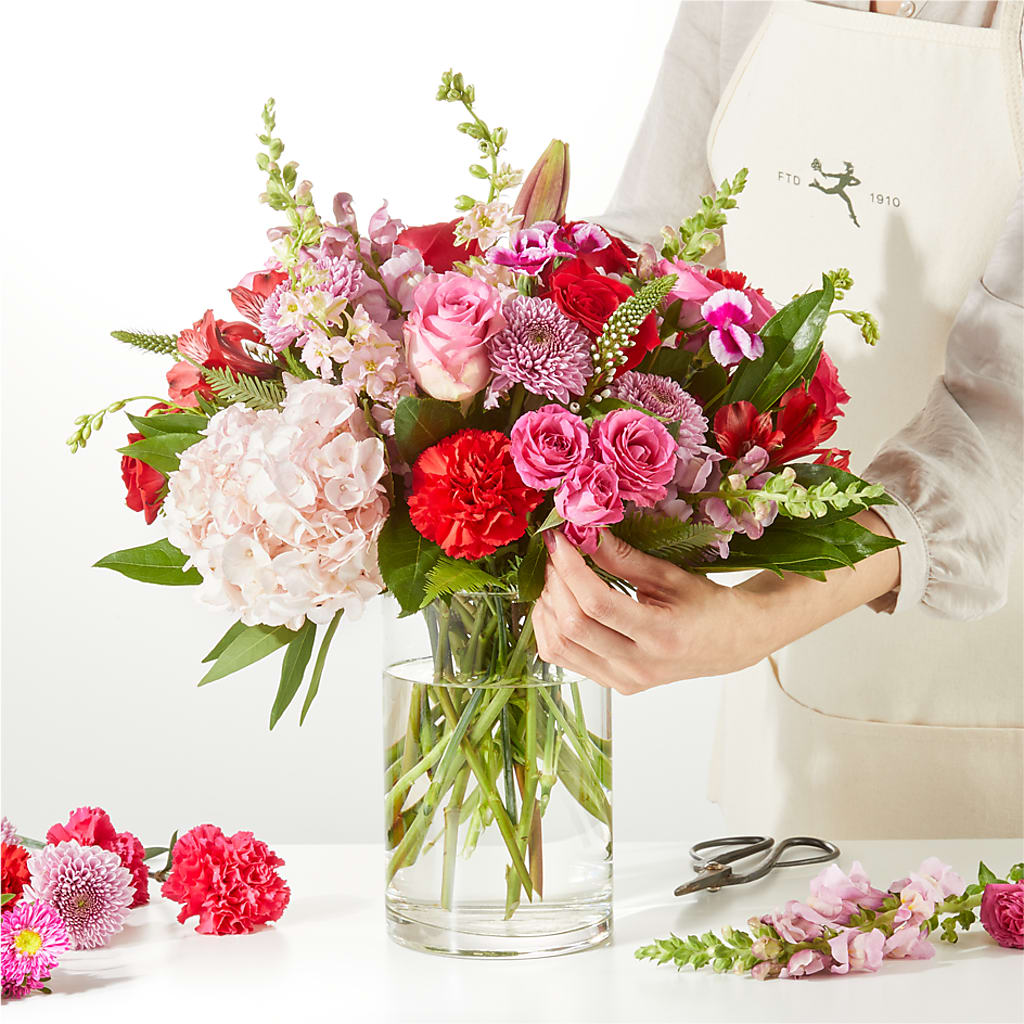 Swooning Over You - A Luxury Florist Original –  Magnolia Floral Design, Santa Ana CA